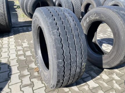  Opona ciężarowe używana naczepowa 385/55R22.5 PIRELLI ST:01 / 10-11mm