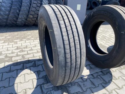 Opona ciężarowa używana prowadząca 315/70R22.5 FALKEN RI151 / 9-10mm