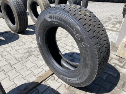 Opona ciężarowa używana napędowa 275/70R22.5 HANKOOK SMART FLEX DH31 / 16-17mm