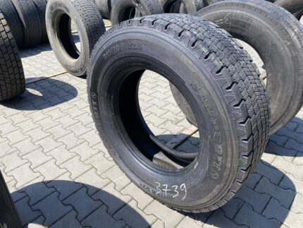 Opona ciężarowa używana napędowa 315/70R22.5 SEMPERIT WINTER D2+ / 17-18mm
