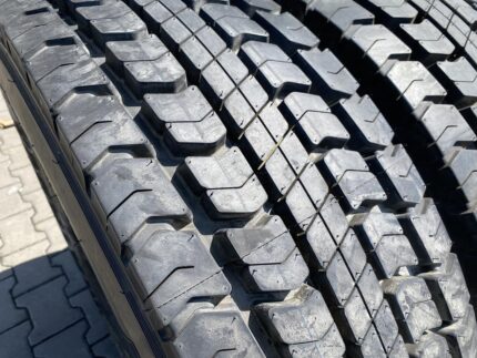 Opony ciężarowe używane napędowe 315/70R22.5 MATADOR DIAMOND DH 1 / 100% Bieżnika