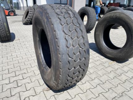  Opona ciężarowa używana uniwersalna 445/65R22.5 FALKEN GI378 / 14-15mm
