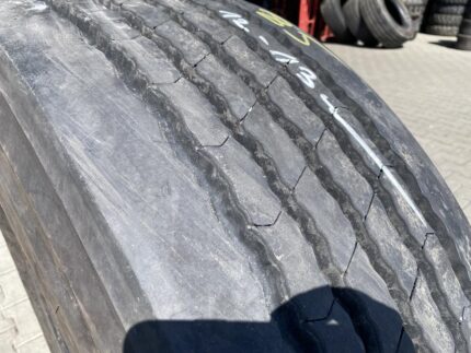 Opona ciężarowa używana naczepowa 385/65R22.5 DAYTON D400T / 12-13mm