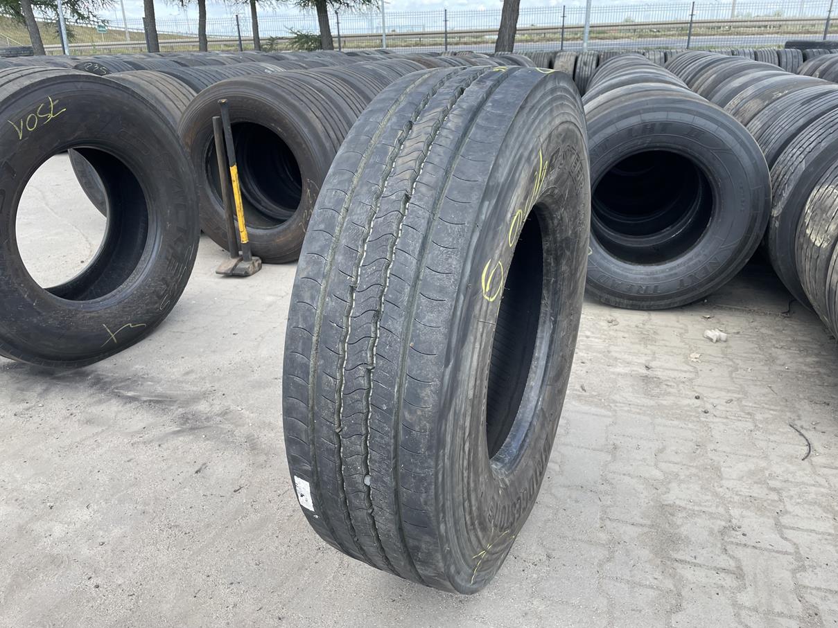 Opona używana ciężarowa prowadząca 315/80R22.5 BRIDGESTONE R-STEER 001 / 15-16mm Opona używana ciężarowa prowadząca 315/80R22.5 BRIDGESTONE R-STEER 001 / 15-16mm