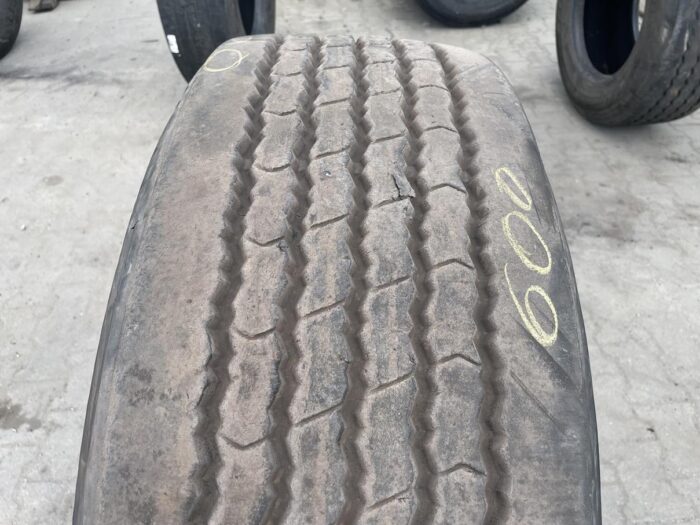 Opona używana ciężarowa naczepowa 385/65R22.5 BIEŻNIKOWANA TYP FIRESTONE FT522 PLUS / 10-11mm