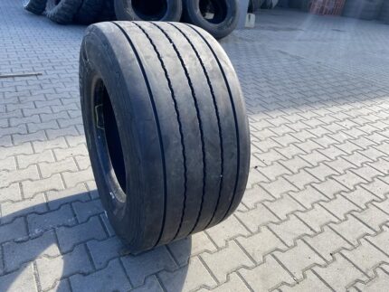  Opona ciężarowa używana naczepowa 445/45R19.5 SEMPERIT RUNNER T2 / 6-8mm