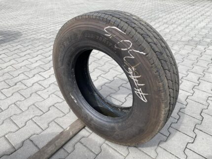 Opona ciężarowa używana prowadząca 225/75R17.5 GOODYEAR KMAX S / 12-13mm