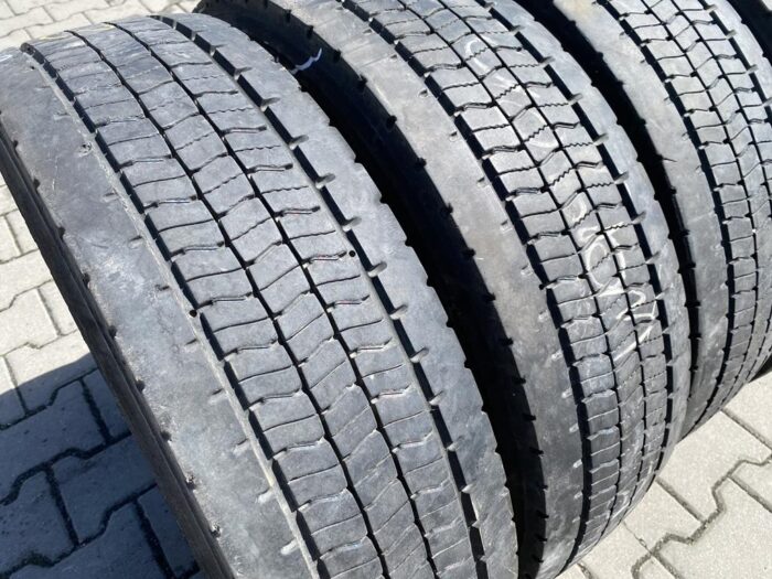Opony ciężarowe używane napędowe 205/75R17.5 GOODYEAR REGIONAL RHD II / 4-5mm