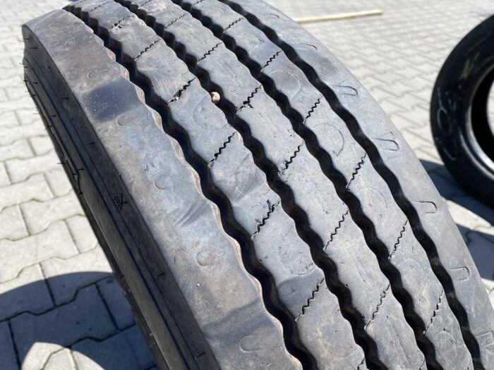 Opona ciężarowa używana prowadząca 205/75R17.5 MATADOR F HR 4 / 7-8mm