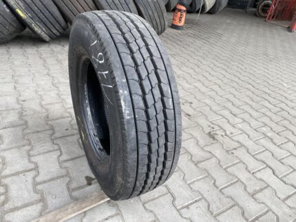  Opona ciężarowa używana prowadząca 235/75R17.5 FULDA REGIOCONTROL / 12-13mm