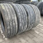  Opony używane ciężarowe do naczepy 235/75R17.5 DUNLOP SP246  / 8-10mm