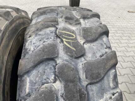 Opony przemysłowy do ładowarek 405/70R20 MAGNA MA11 85% Bieżnika