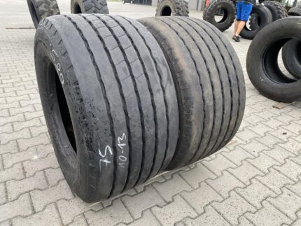  Opony ciężarowe używane naczepowe 445/45R19.5 DOUBLE COIN RT910 / 8-12mm