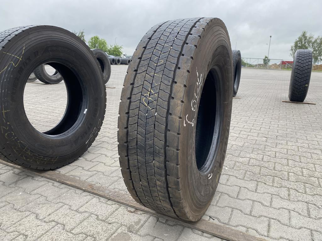 Opona ciężarowa używana napędowa 315/80R22.5 GOODYEAR FUELMAX D GEN-2 / 10-12mm Opona ciężarowa używana napędowa 315/80R22.5 GOODYEAR FUELMAX D GEN-2 / 10-12mm