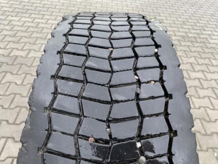 Opona używana ciężarowa napędowa 315/80R22.5 CONTINENTAL HD HYBRID / 9-13mm