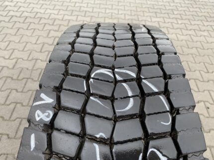 Opona ciężarowa używana napędowa 315/80R22.5 BIEŻNIKOWANA TYP CONTINENTAL HD HYBRID / 18-19mm