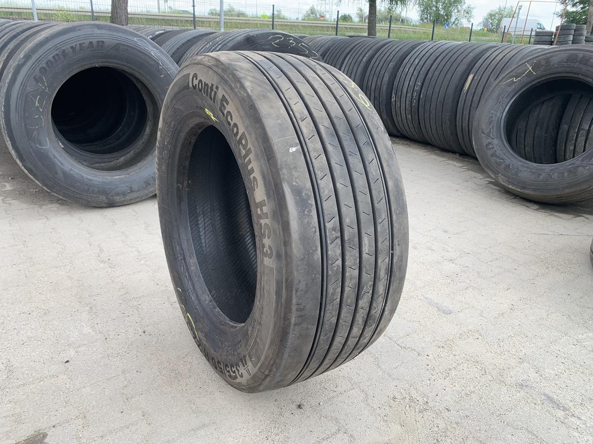 Opona używana ciężarowa przednia mega 355/50R22.5 CONTINENTAL CONTI ECOPLUS HS3 / 8-9mm Opona używana ciężarowa przednia mega 355/50R22.5 CONTINENTAL CONTI ECOPLUS HS3 / 8-9mm