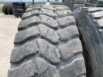 Opony używane ciężarowe napędowe budowlane 315/80R22.5 BIEŻNIKOWANA TYP FIRESTONE FD833 / 15-16mm