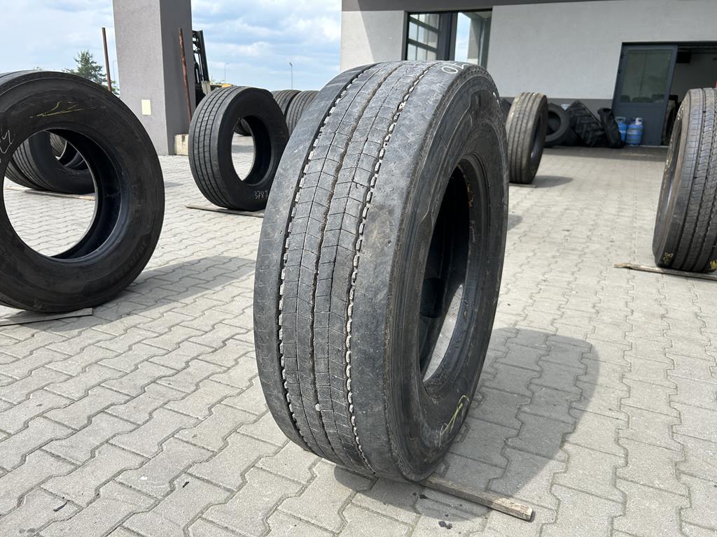 Opona ciężarowa używana prowadząca 315/70R22.5 MICHELIN X MULTI Z / 11mm Opona ciężarowa używana prowadząca 315/70R22.5 MICHELIN X MULTI Z / 11mm