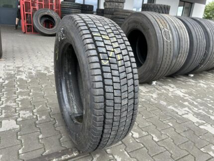  Opona ciężarowa używana napędowa 295/60R22.5 DUNLOP SP452 / 17-18mm