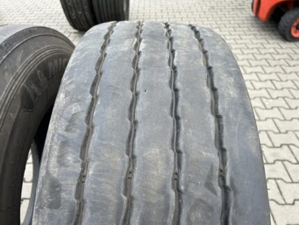 Opony ciężarowe używane naczepowe 385/65R22.5 MICHELIN X MULTI T / 9-10mm