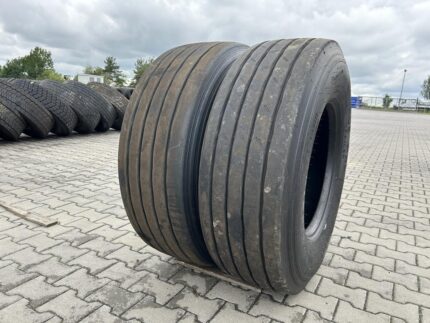  Opony ciężarowe używane naczepowe 385/65R22.5 PIRELLI R02 PRO TRAILER / 10-12mm