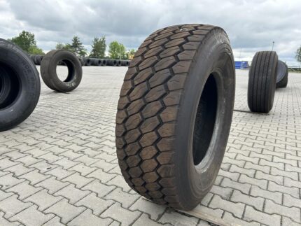  Opona ciężarowa używana naczepowa 385/65R22.5 SAVA CARGO MS / 15-16mm
