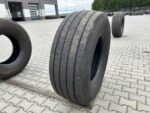 Opona ciężarowa używana naczepowa 425/65R22.5 GOODYEAR KMAX T GEN-2 / 10-11mm