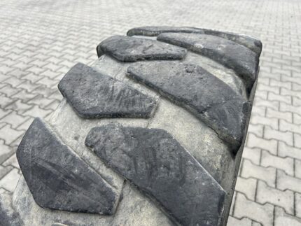 Opona używana do koparek kołowych 315/70R22.5 BOKATERRA BAGGER / 60% Bieżnika