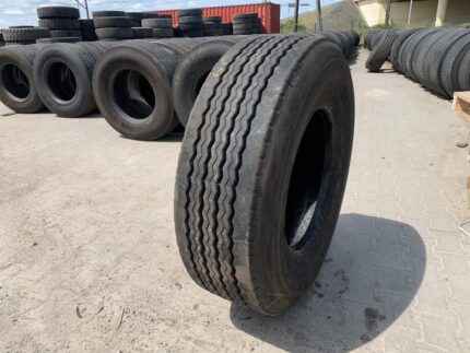  Opona używana ciężarowa naczepowa 385/65R22.5 BIEŻNIKOWANA TYP MICHELIN XTE3 / 14-15mm