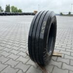  Opona ciężarowa używana 215/75R17.5 DUNLOP SP246 / 10-11mm