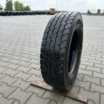  Opona ciężarowa używana napędowa 215/75R17.5 HANKOOK SMART FLEX DH35 / 8-10mm