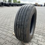  Opona ciężarowa używana naczepowa 285/70R19.5 GOODYEAR KMAX T / 10-11mm