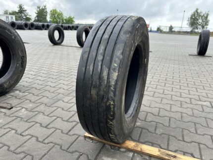  Opona ciężarowa używana naczepowa 245/70R19.5 CONTINENTAL CONTI HYBRID HT3 / 7-8mm