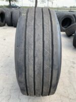 Opona ciężarowa używana naczepowa 425/65R22.5 GOODYEAR KMAX T / 15mm