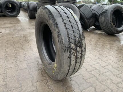 Opony ciężarowe przednie 265/70R17.5 GOODYEAR KMAX S / 9-10mm