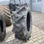  Opona używana 13.6-26 HUNG-A 8PR / 80% bieżnika