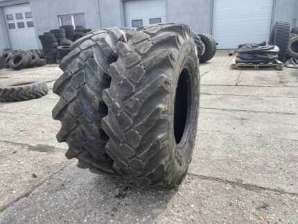  Opony używane przemysłowe 12.5-18 BKT MP567 / 80% bieżnika