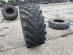 Opona używana przemysłowa 405/70-20 Camso MPT / 90% bieżnika