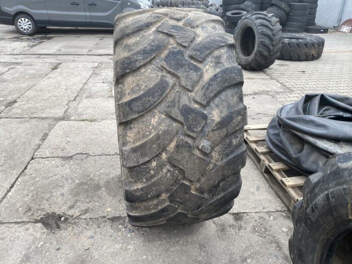Opony rolnicze używane 650/55r26.5 BKT FL630 SUPER / 60% bieżnika