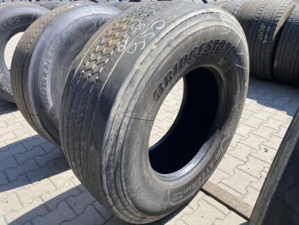 Opona ciężarowa używana prowadząca 385/65R22.5 BRIDGESTONE R-STEER 001 EVO PLUS / 9-10mm