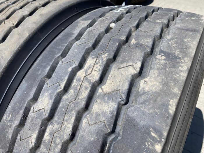 Opony ciężarowe używane naczepowe 385/65R22.5 GOODTRIP GHT50 / 14mm