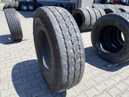  Opona ciężarowa używana prowadząca 13R22.5 MICHELIN X WORKS Z / 12-13mm