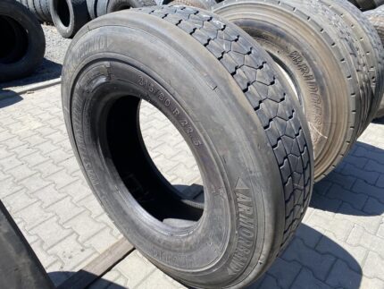 Opona ciężarowa używana uniwersalna 315/80R22.5 BANDVULC WASTEMASTER WM III ARMORBAND / 16-18mm