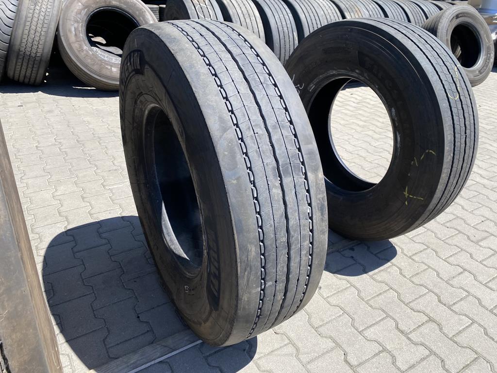Opona ciężarowa używana prowadząca 315/80R22.5 MICHELIN X MULTI Z / 9-10mm Opona ciężarowa używana prowadząca 315/80R22.5 MICHELIN X MULTI Z / 9-10mm