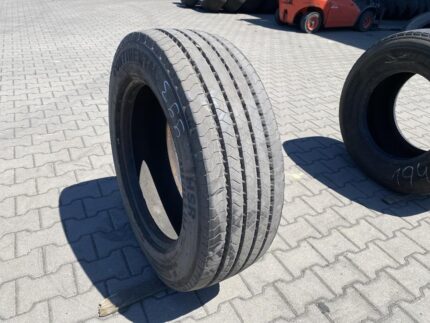  Opona ciężarowa używana prowadząca 295/60R22.5 CONTINENTAL HSR1 / 11mm