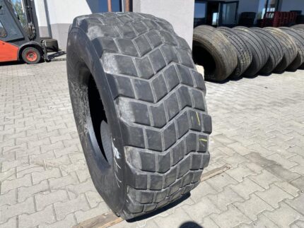  Opona ciężarowa używana naczepowa 445/65R22.5 WINDPOWER WE77 / 11-12mm