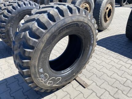 Opona przemysłowa do maszyn budowlanych 405/70R20 GOODYEAR POWERLOAD / 90% Bieżnika