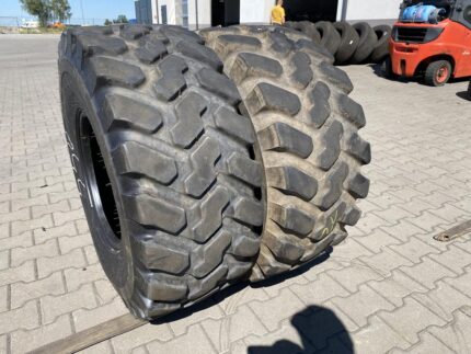 Opony przemysłowe do maszyn budowlanych 405/70R18 16/70R18 FIRESTONE UTILITY DURAFORCE / 90% Bieżnika