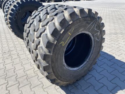 Opony przemysłowe do maszyn budowlanych 405/70R18 16/70R18 FIRESTONE UTILITY DURAFORCE / 90% Bieżnika